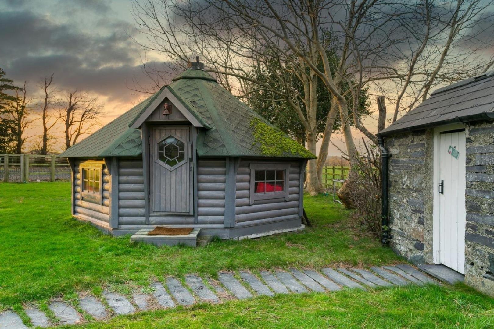 Tal Y Bont Uchaf Villa แบงเกอร์ ภายนอก รูปภาพ